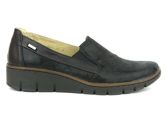 Ерлерге, әйелдерге балаларға арналған және табиғи былғарыдан жасалған аяқ киім аяқ киім өндірушісі